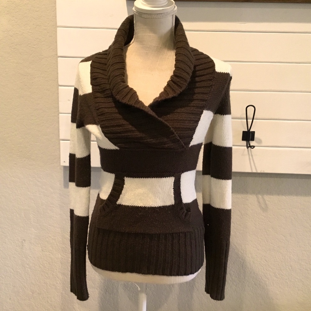 Arizona Women's Brown and White Jumper